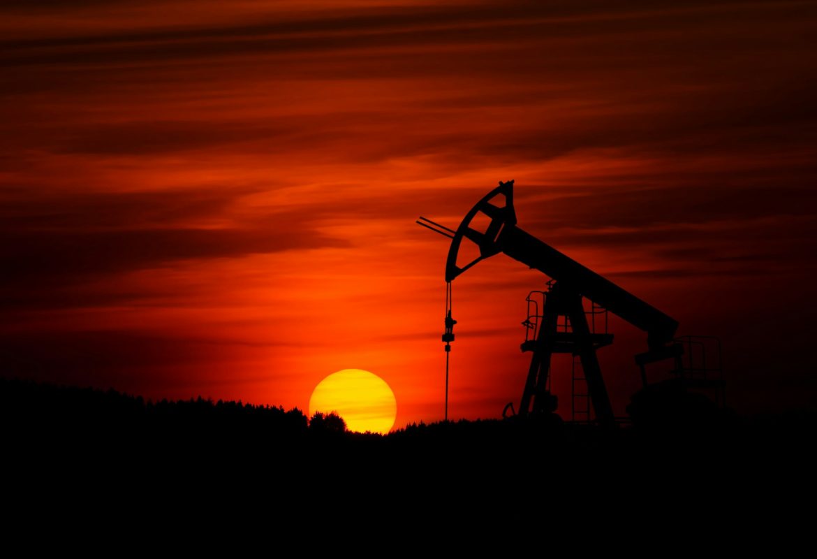 Цены на нефть демонстрируют лучшую неделю за четыре месяца на фоне прогноза спроса